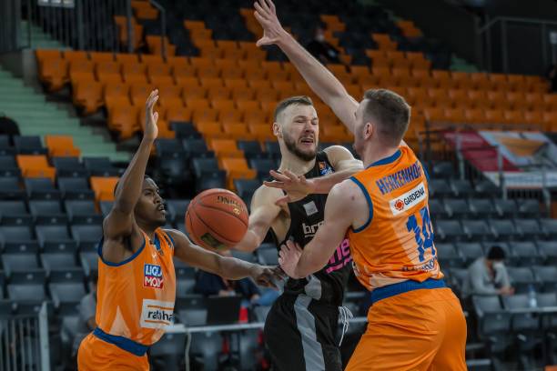 小幅闪避 小幅闪避